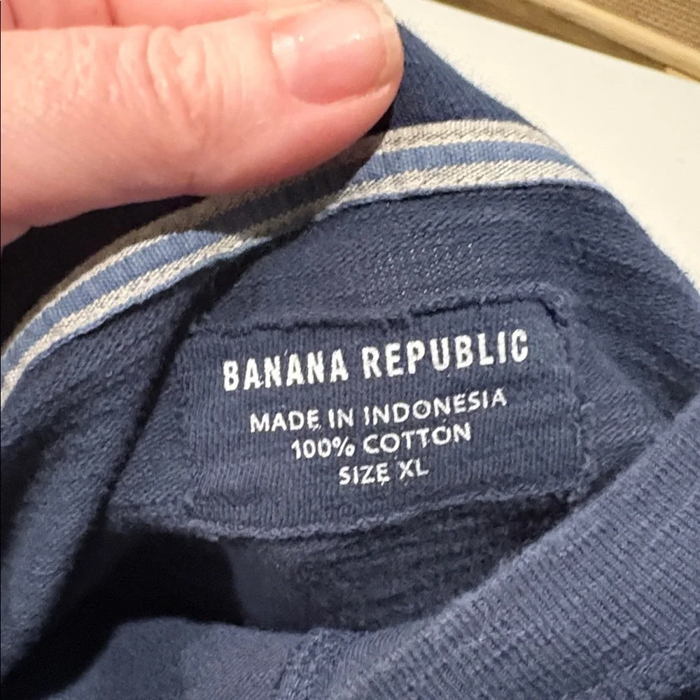 Banana Republic - Mens Long sleeve Shirt. Size XL. Navy